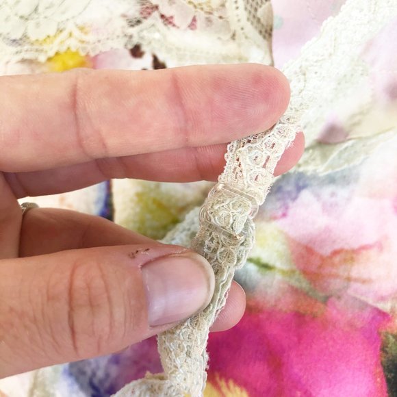 Aratta Watercolor Floral Lace Trimmed Camisole M - Picture 5 of 11